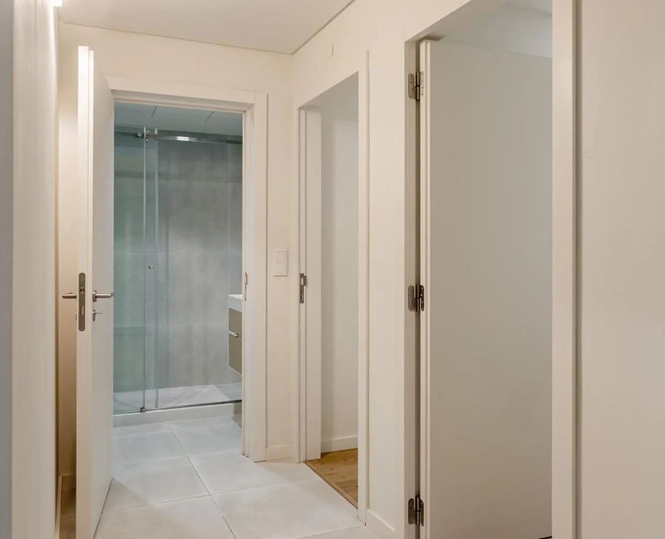 The Lisbon Hideaway, 2 Bed Urban Terrace Stay
