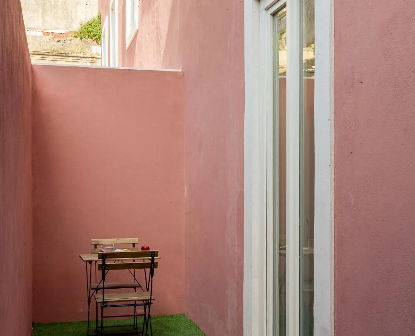 Lägenhet The Lisbon Hideaway, 2 Bed Urban Terrace Stay